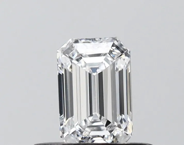 0.53ct Emerald Lab Grown Diamond (Colour D, Clarity VS1, IGI Certified)