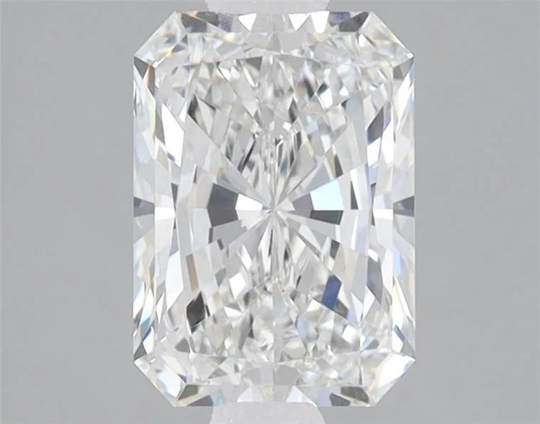1.60ct Radiant Lab Grown Diamond (Colour E, Clarity VVS2, IGI Certified)