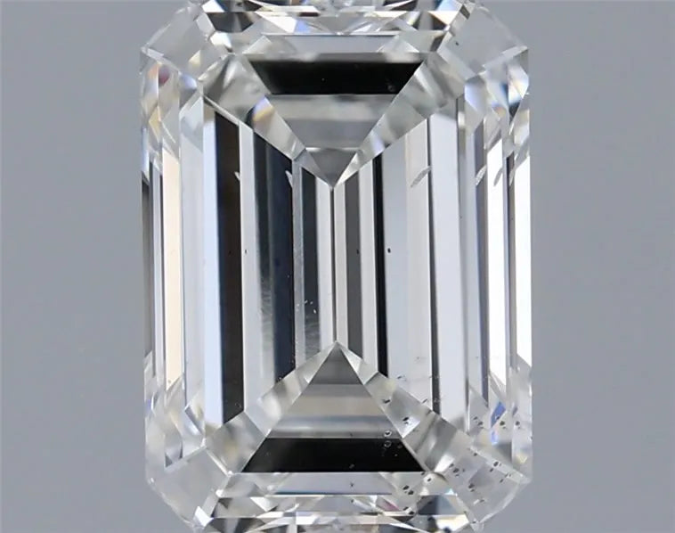 2.00ct Emerald Lab Grown Diamond (Colour F, Clarity SI1, IGI Certified)