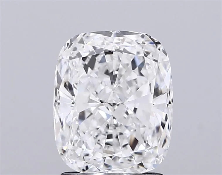 2.01ct Cushion modified Lab Grown Diamond (Colour E, Clarity VVS2, IGI Certified)