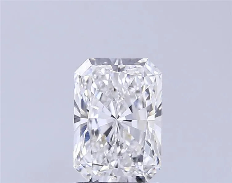 2.01ct Radiant Lab Grown Diamond (Colour E, Clarity VVS2, IGI Certified)