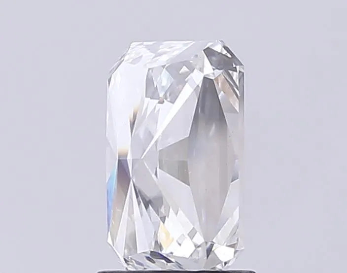2.03ct Radiant Lab Grown Diamond (Colour E, Clarity VS1, IGI Certified)