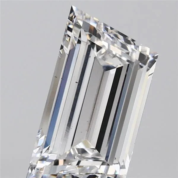 2.05ct Trapeze Lab Grown Diamond (Colour F, Clarity VS1, IGI Certified)