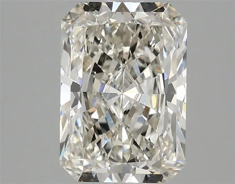 2.08ct Radiant Lab Grown Diamond (Colour H, Clarity VS1, IGI Certified)