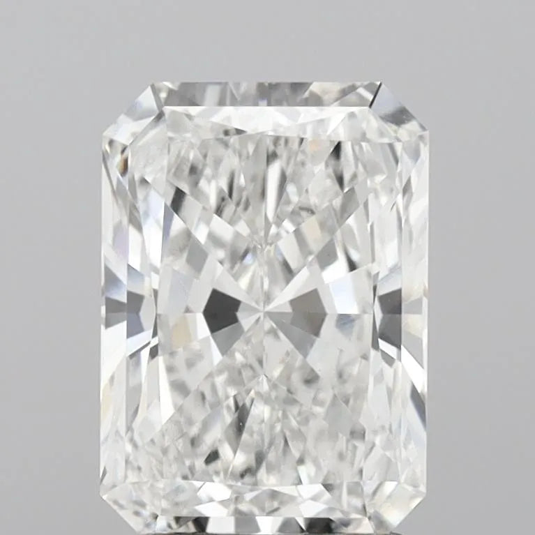 2.10ct Radiant Lab Grown Diamond (Colour F, Clarity VVS2, IGI Certified)