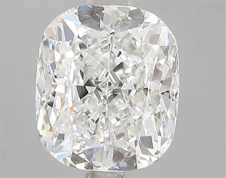 2.51ct Cushion modified Lab Grown Diamond (Colour E, Clarity VVS2, IGI Certified)