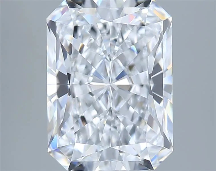 2.54ct Radiant Lab Grown Diamond (Colour D, Clarity VVS1, IGI Certified)