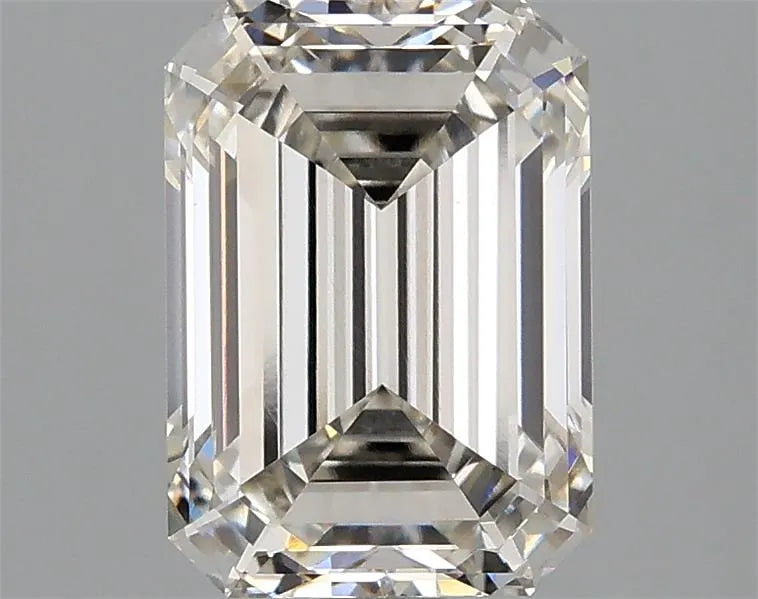 2.57ct Emerald Lab Grown Diamond (Colour H, Clarity VVS2, IGI Certified)