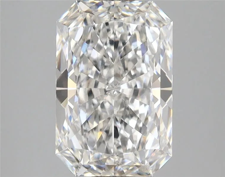 2.65ct Radiant Lab Grown Diamond (Colour E, Clarity VS1, IGI Certified)