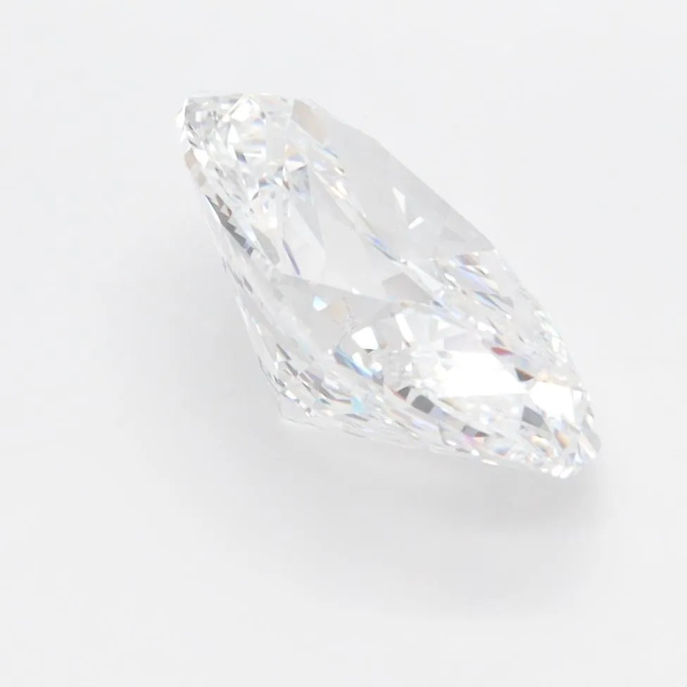 2.75ct Oval Lab Grown Diamond (Colour D, Clarity VVS1, IGI Certified)