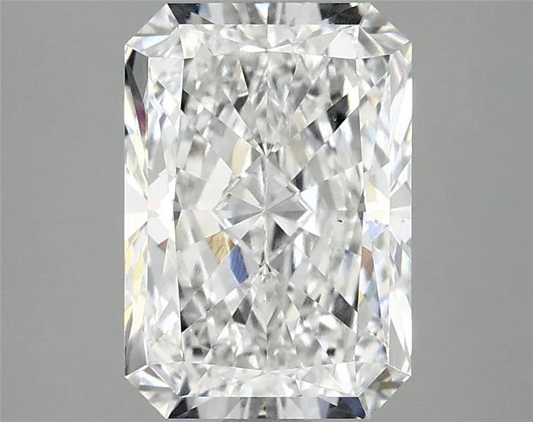 2.86ct Radiant Lab Grown Diamond (Colour E, Clarity VS1, IGI Certified)