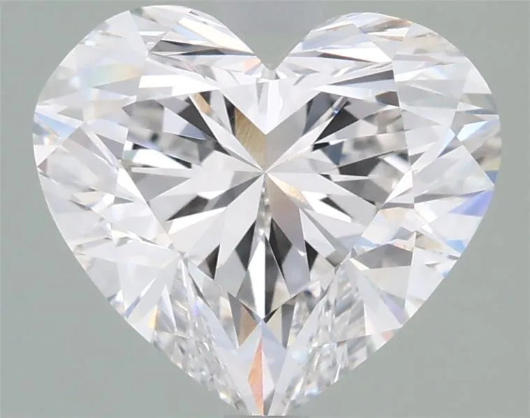 2.87ct Heart Lab Grown Diamond (Colour F, Clarity VVS2, IGI Certified)
