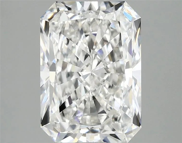 2.90ct Radiant Lab Grown Diamond (Colour F, Clarity VS1, IGI Certified)