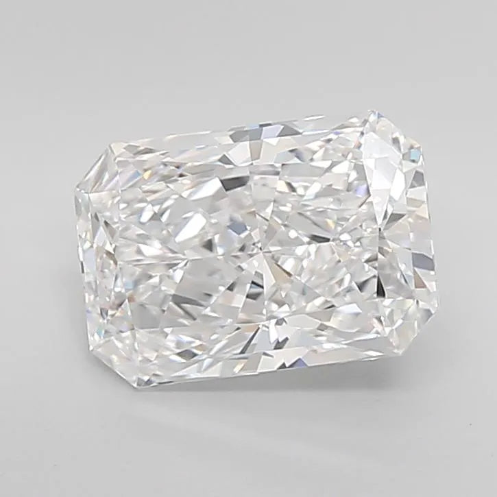 2.92ct Radiant Lab Grown Diamond (Colour D, Clarity VVS1, Cut EX, IGI Certified)