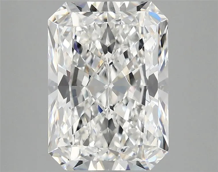 3.00ct Radiant Lab Grown Diamond (Colour E, Clarity VVS2, IGI Certified)