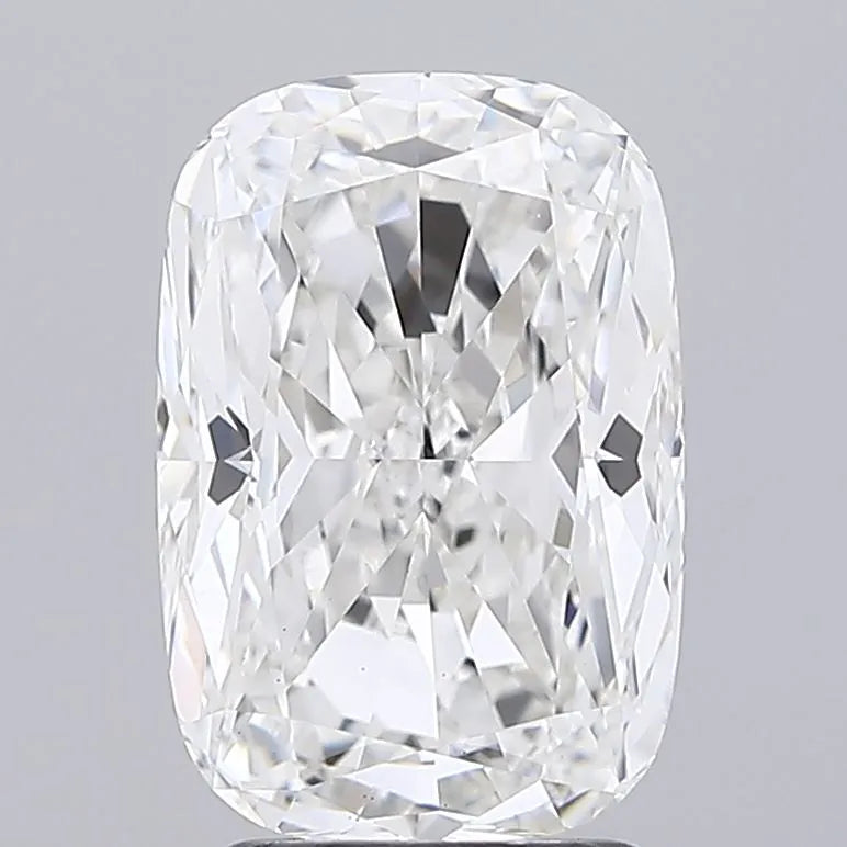 3.01ct Cushion modified Lab Grown Diamond (Colour E, Clarity VS1, IGI Certified)