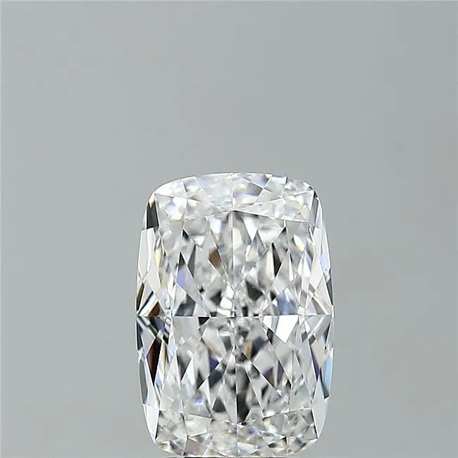 3.01ct Cushion modified Lab Grown Diamond (Colour E, Clarity VVS1, IGI Certified)