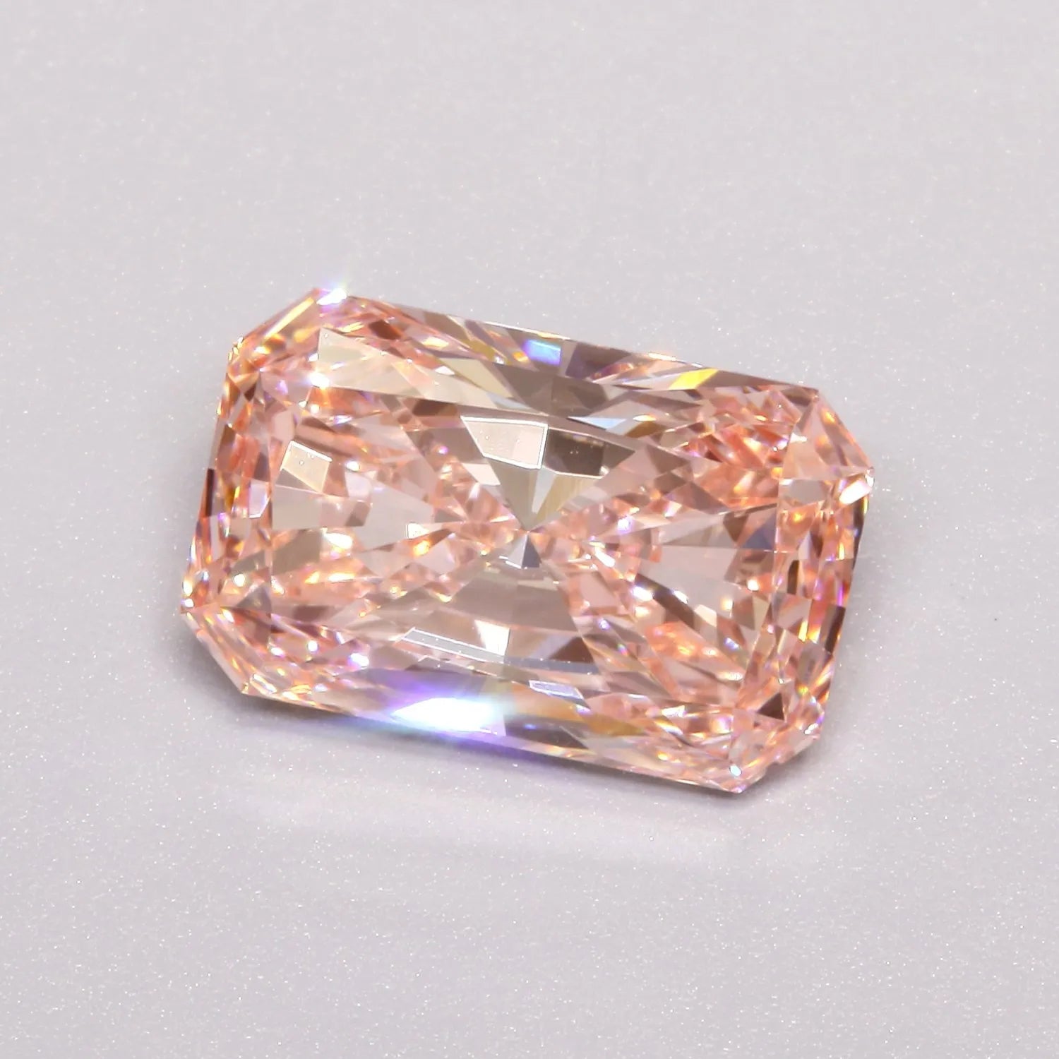 3.01ct Radiant Lab Grown Diamond (Colour Fancy Vivid Pink, Clarity VVS2, IGI Certified)