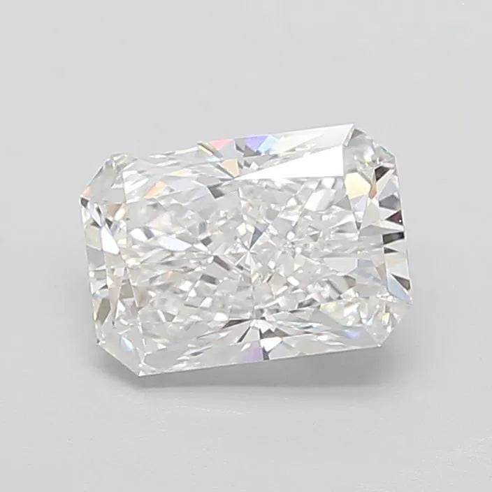3.03ct Radiant Lab Grown Diamond (Colour E, Clarity IF, IGI Certified)