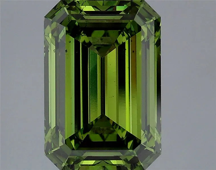 3.04ct Emerald Lab Grown Diamond (Colour Fancy Vivid Green, Clarity VS2, IGI Certified)