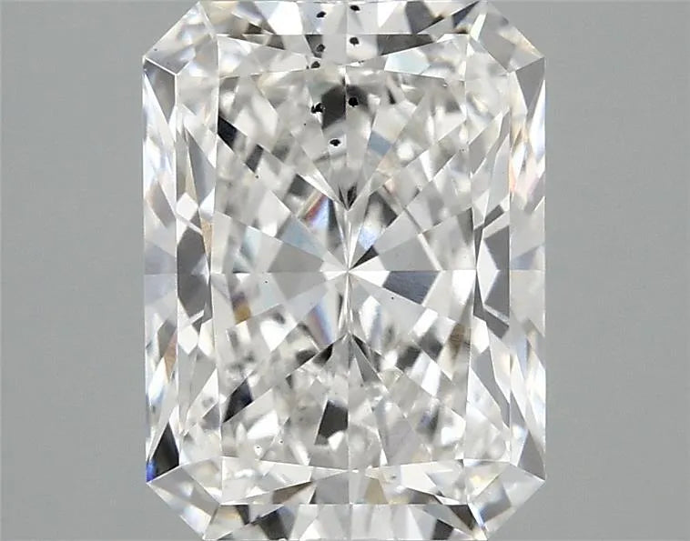 3.04ct Radiant Lab Grown Diamond (Colour F, Clarity SI1, IGI Certified)