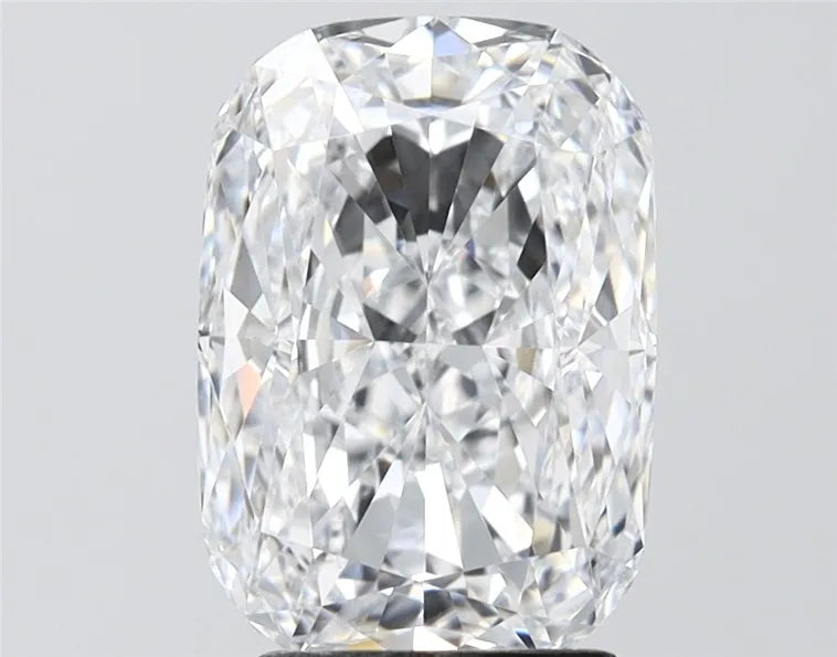 3.06ct Cushion modified Lab Grown Diamond (Colour E, Clarity VVS1, IGI Certified)