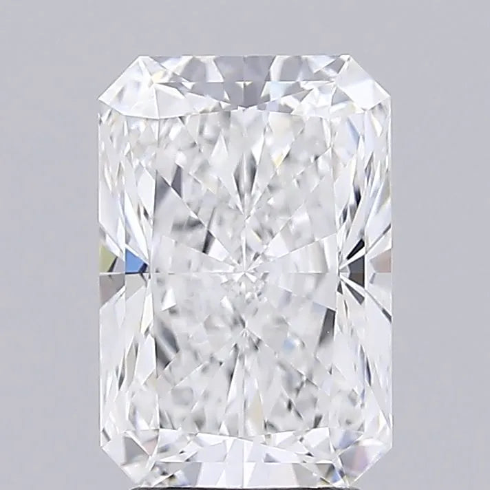 3.09ct Radiant Lab Grown Diamond (Colour D, Clarity VVS1, IGI Certified)