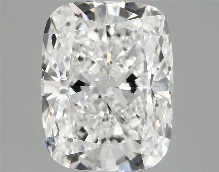 3.10ct Cushion modified Lab Grown Diamond (Colour E, Clarity VVS2, IGI Certified)