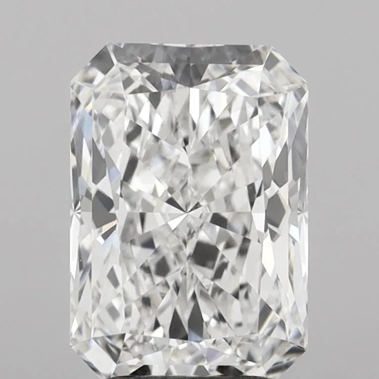 3.10ct Radiant Lab Grown Diamond (Colour E, Clarity VVS2, IGI Certified)