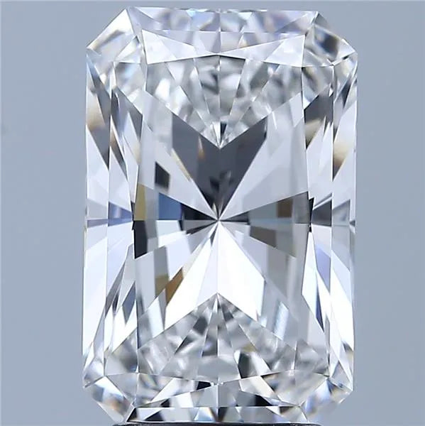 3.13ct Radiant Lab Grown Diamond (Colour E, Clarity VVS2, IGI Certified)