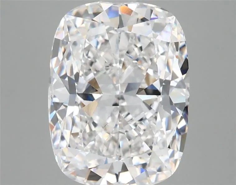 3.49ct Cushion modified Lab Grown Diamond (Colour E, Clarity VVS1, IGI Certified)