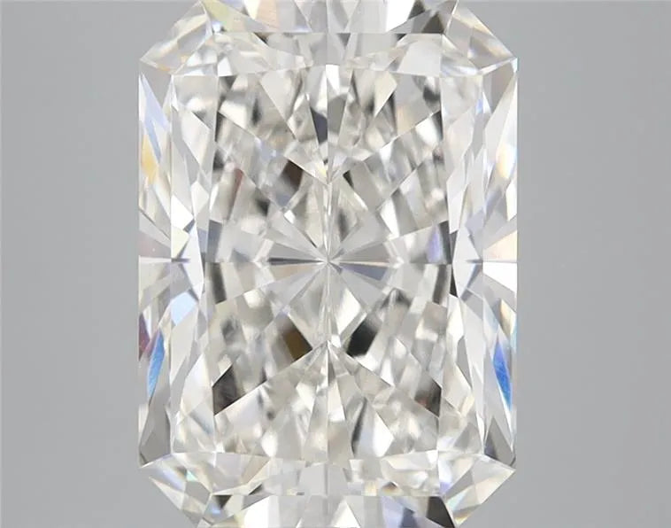 3.59ct Radiant Lab Grown Diamond (Colour G, Clarity VS1, IGI Certified)
