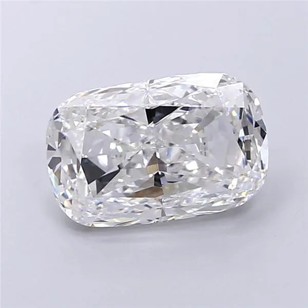 3.92ct Cushion modified Lab Grown Diamond (Colour E, Clarity VVS1, IGI Certified)