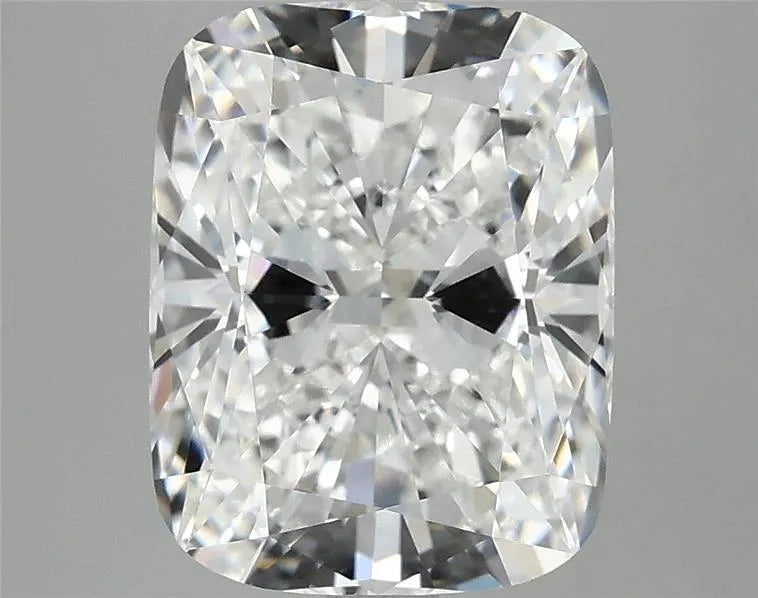 3.99ct Cushion modified Lab Grown Diamond (Colour E, Clarity VVS2, IGI Certified)