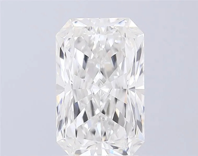 4.00ct Radiant Lab Grown Diamond (Colour E, Clarity VS1, IGI Certified)