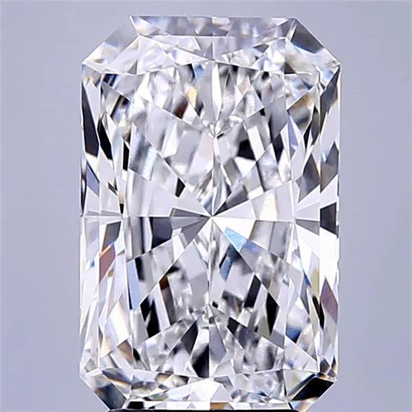 4.02ct Radiant Lab Grown Diamond (Colour D, Clarity VVS1, IGI Certified)
