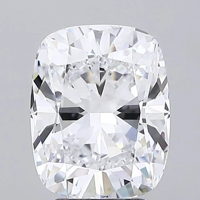 4.03ct Cushion modified Lab Grown Diamond (Colour D, Clarity VVS1, IGI Certified)