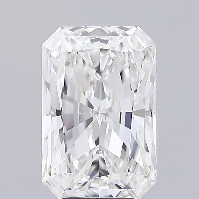 4.08ct Radiant Lab Grown Diamond (Colour F, Clarity VVS2, IGI Certified)