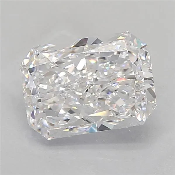 4.50ct Radiant Lab Grown Diamond (Colour D, Clarity VVS1, IGI Certified)