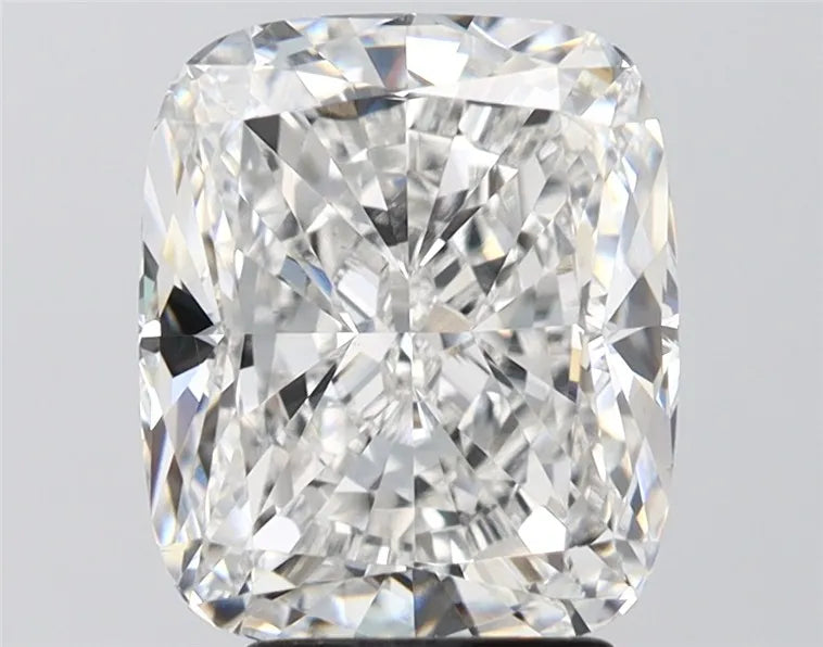 4.52ct Cushion modified Lab Grown Diamond (Colour E, Clarity VS1, IGI Certified)
