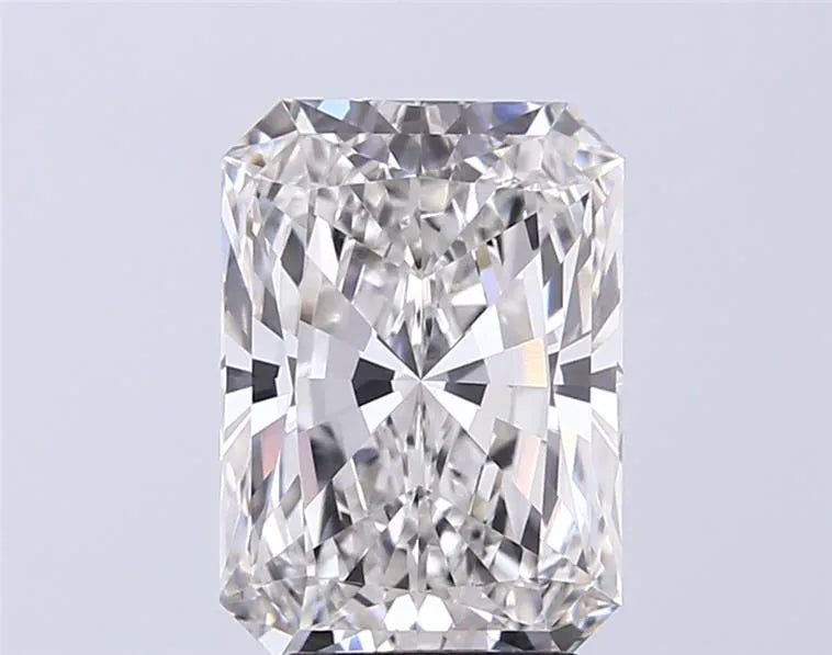 5.10ct Radiant Lab Grown Diamond (Colour F, Clarity VVS2, IGI Certified)