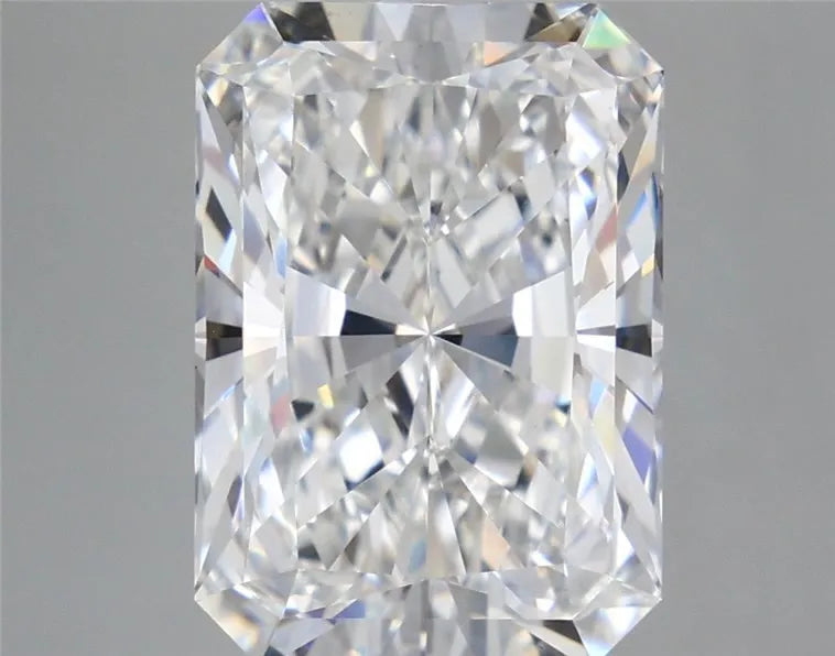 6.31ct Radiant Lab Grown Diamond (Colour E, Clarity VS1, IGI Certified)
