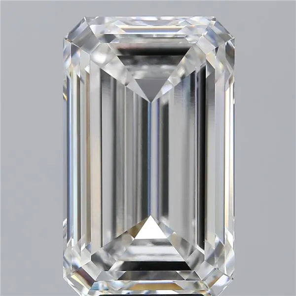 7.34ct Emerald Lab Grown Diamond (Colour E, Clarity VVS2, IGI Certified)