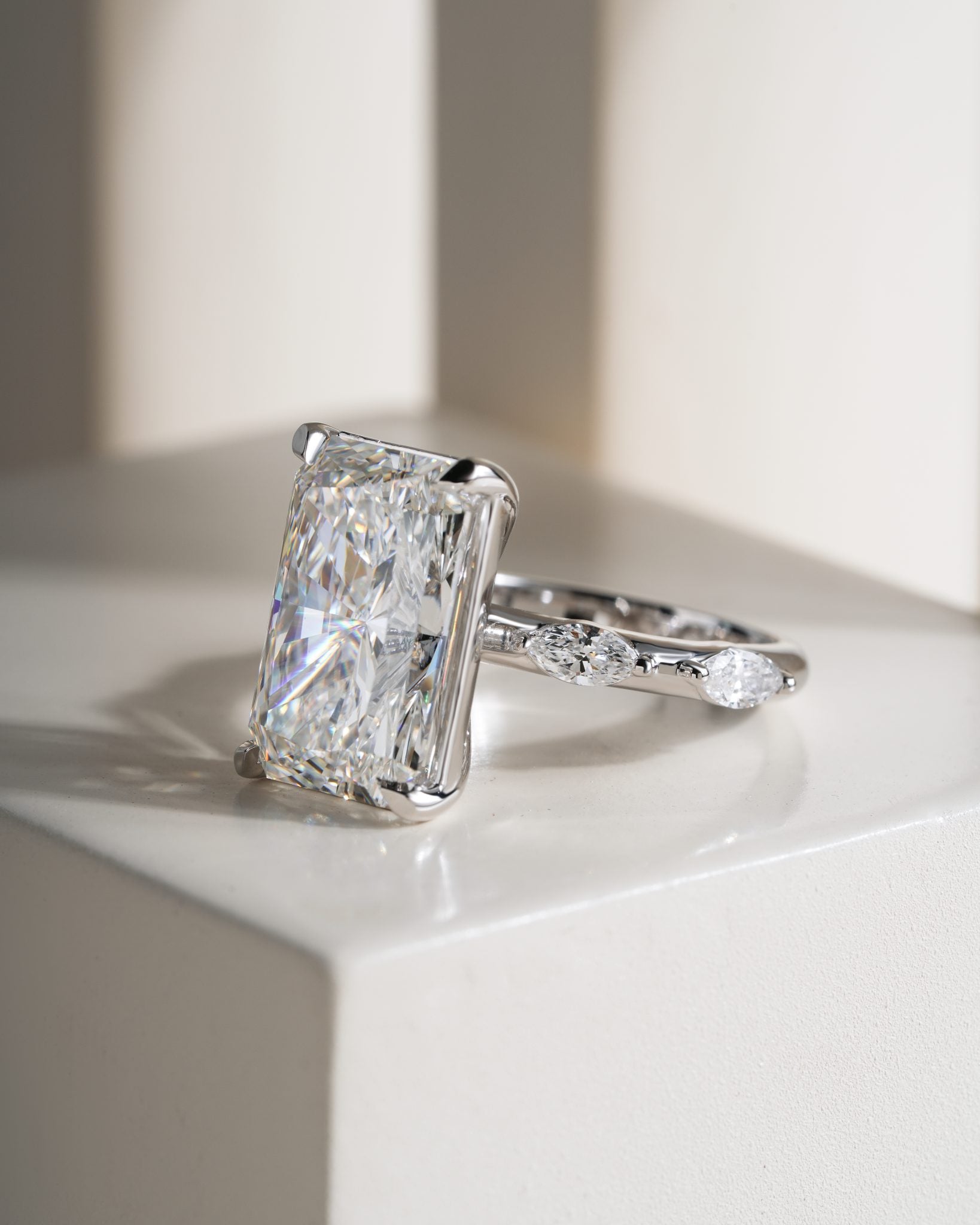 Valora Radiant Sculpted Crescent Ring