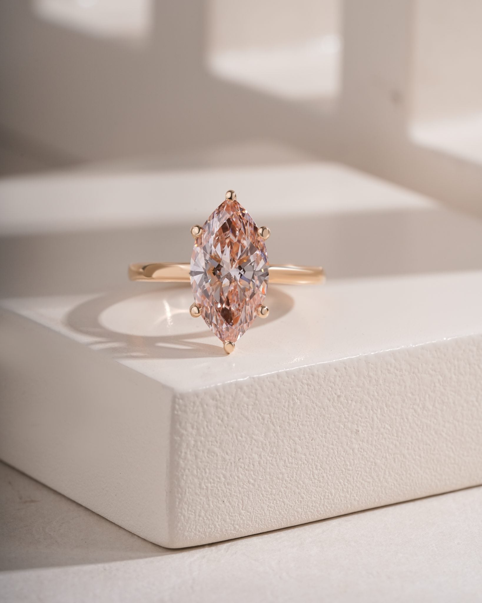 Aura Classic Solitaire Ring