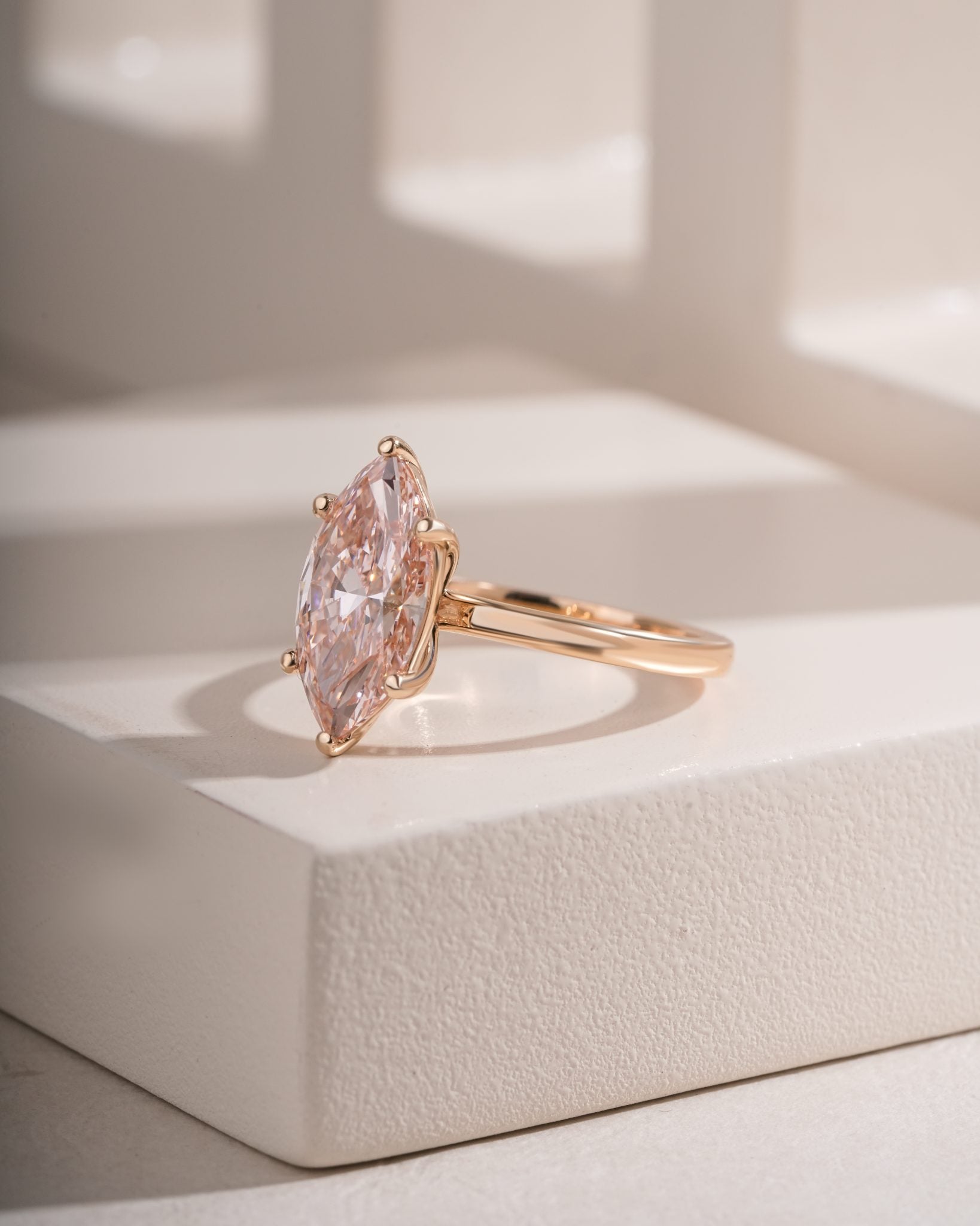 Aura Classic Solitaire Ring