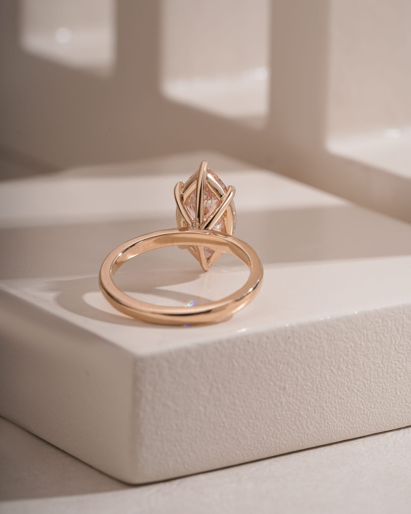 Aura Classic Solitaire Ring