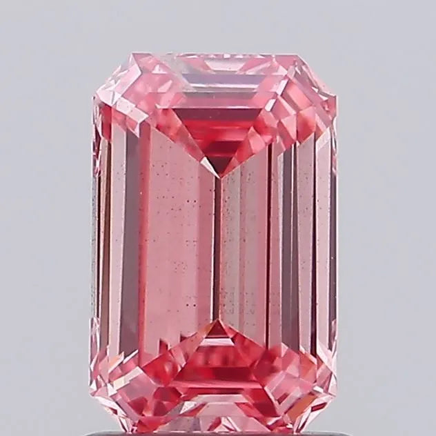 1.02ct Emerald Lab Grown Diamond (Colour Fancy Vivid Pink, Clarity VS2, Cut GD, IGI Certified)