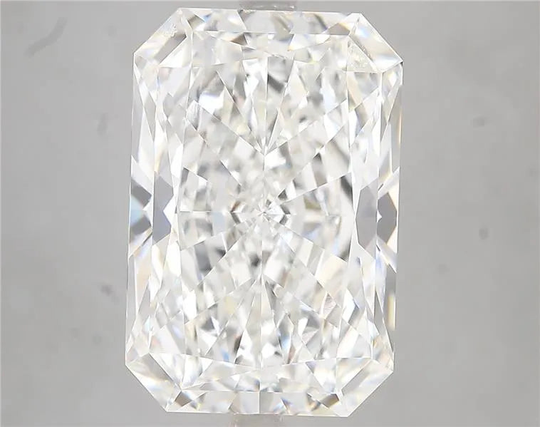 1.55ct Radiant Lab Grown Diamond (Colour F, Clarity VVS1, IGI Certified)