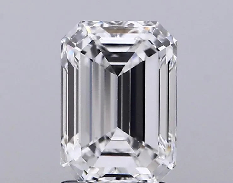 2.00ct Emerald Lab Grown Diamond (Colour E, Clarity VVS2, IGI Certified)